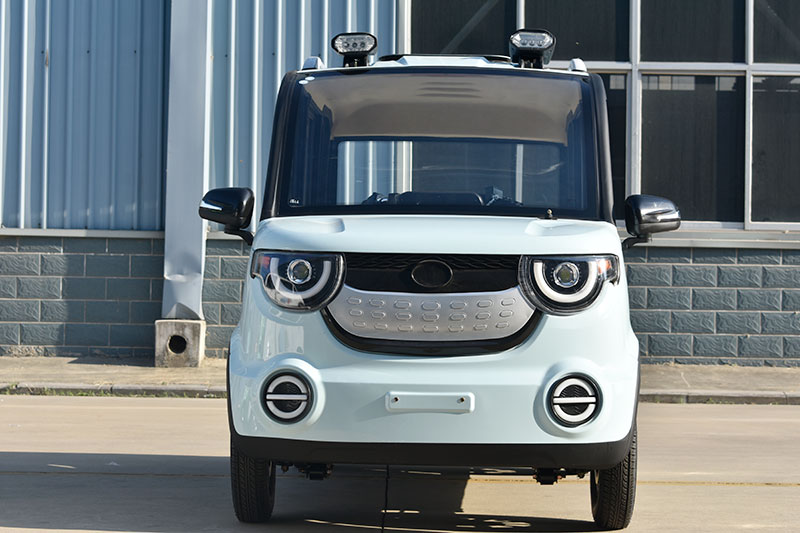 鑫利來(lái)微尚電轎